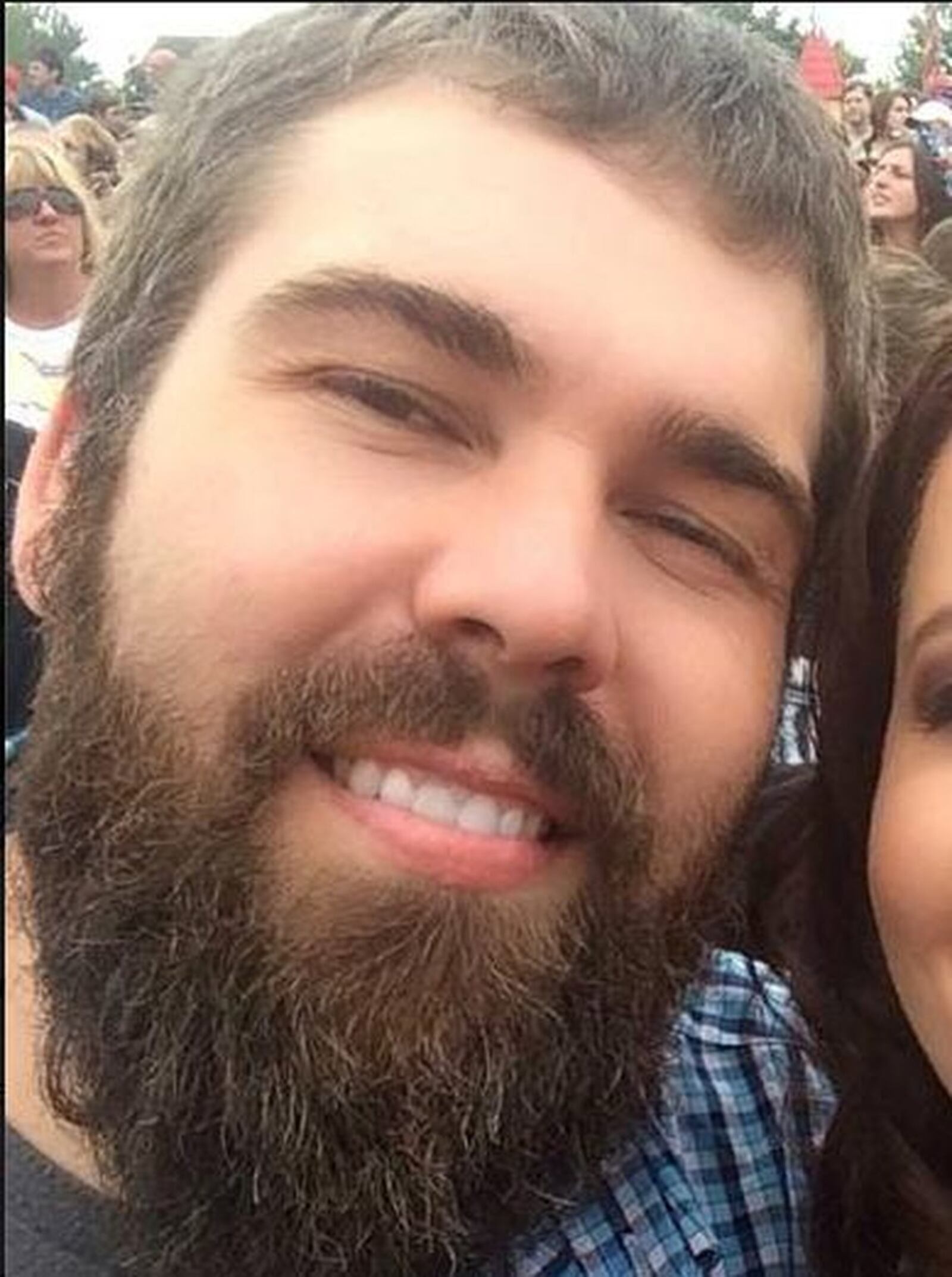 Jason Robb died Thursday in a shooting at his ex-wife’s home outside Lebanon.