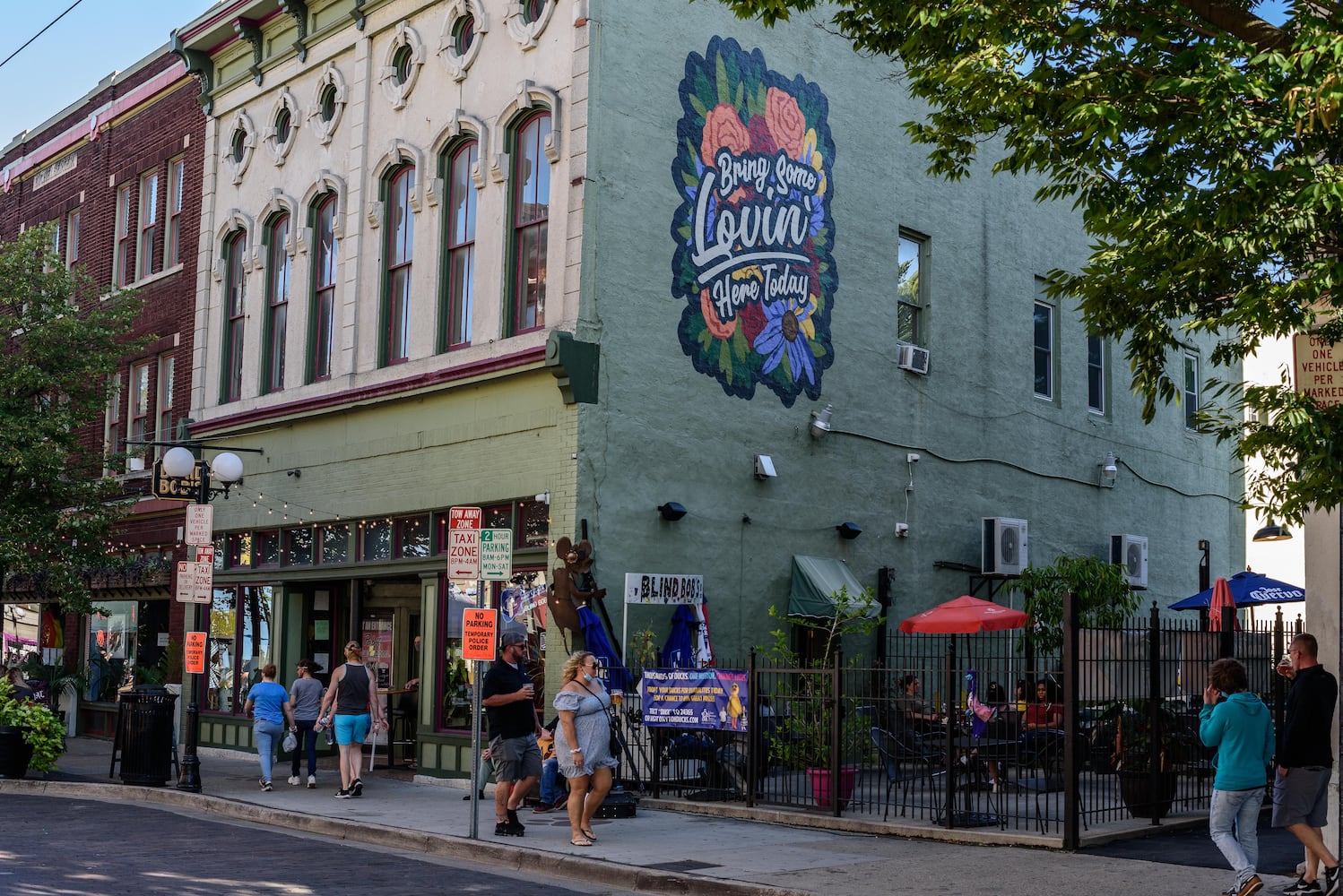 PHOTOS: Did we spot you Out on Fifth?