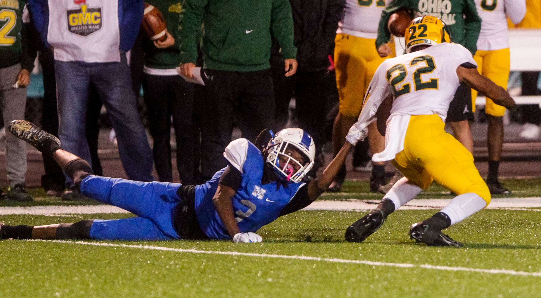 Hamilton Big Blue football beats Sycamore 14-7