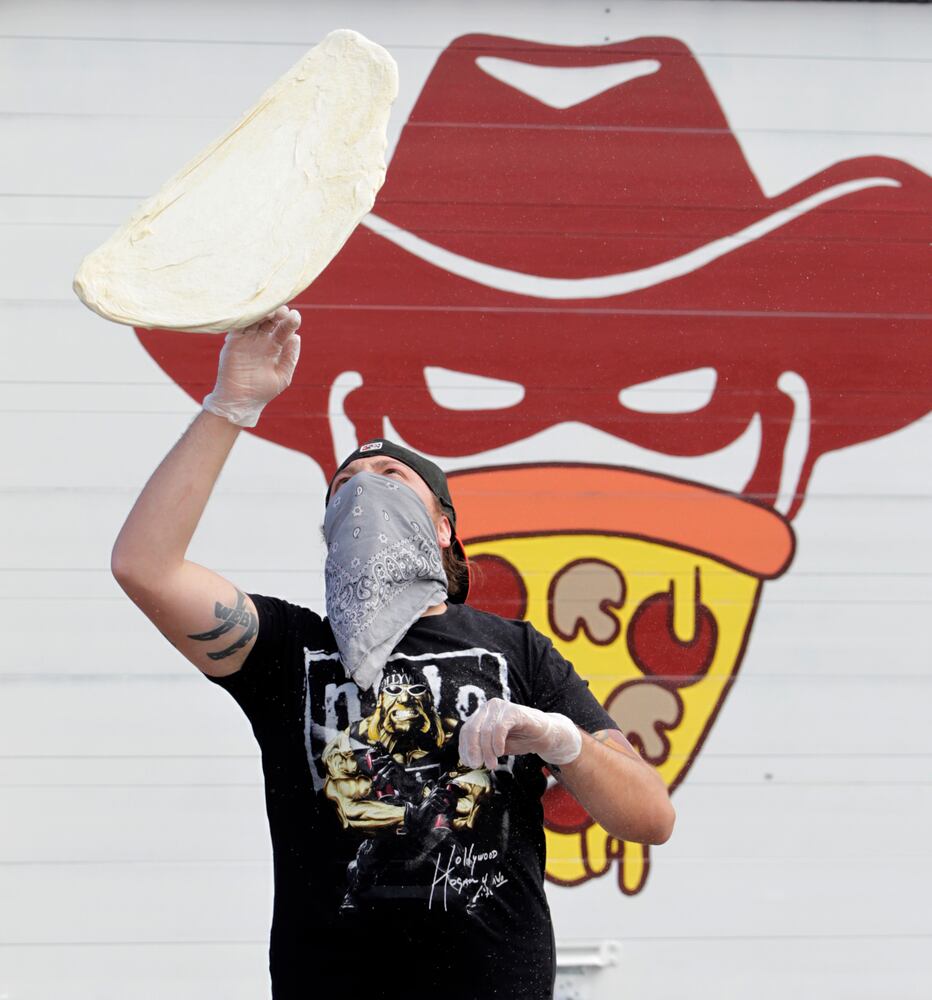 PHOTOS: The Pizza Bandit serves up mouthwatering pie in classic New York style