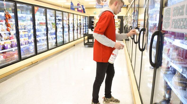 Is it safe to eat takeout during coronavirus outbreak?