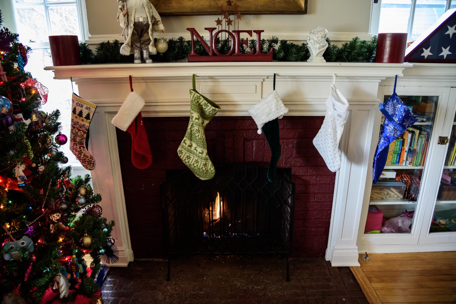 PHOTOS: Inside gorgeous Oakwood homes decorated for its very first  holiday home tour