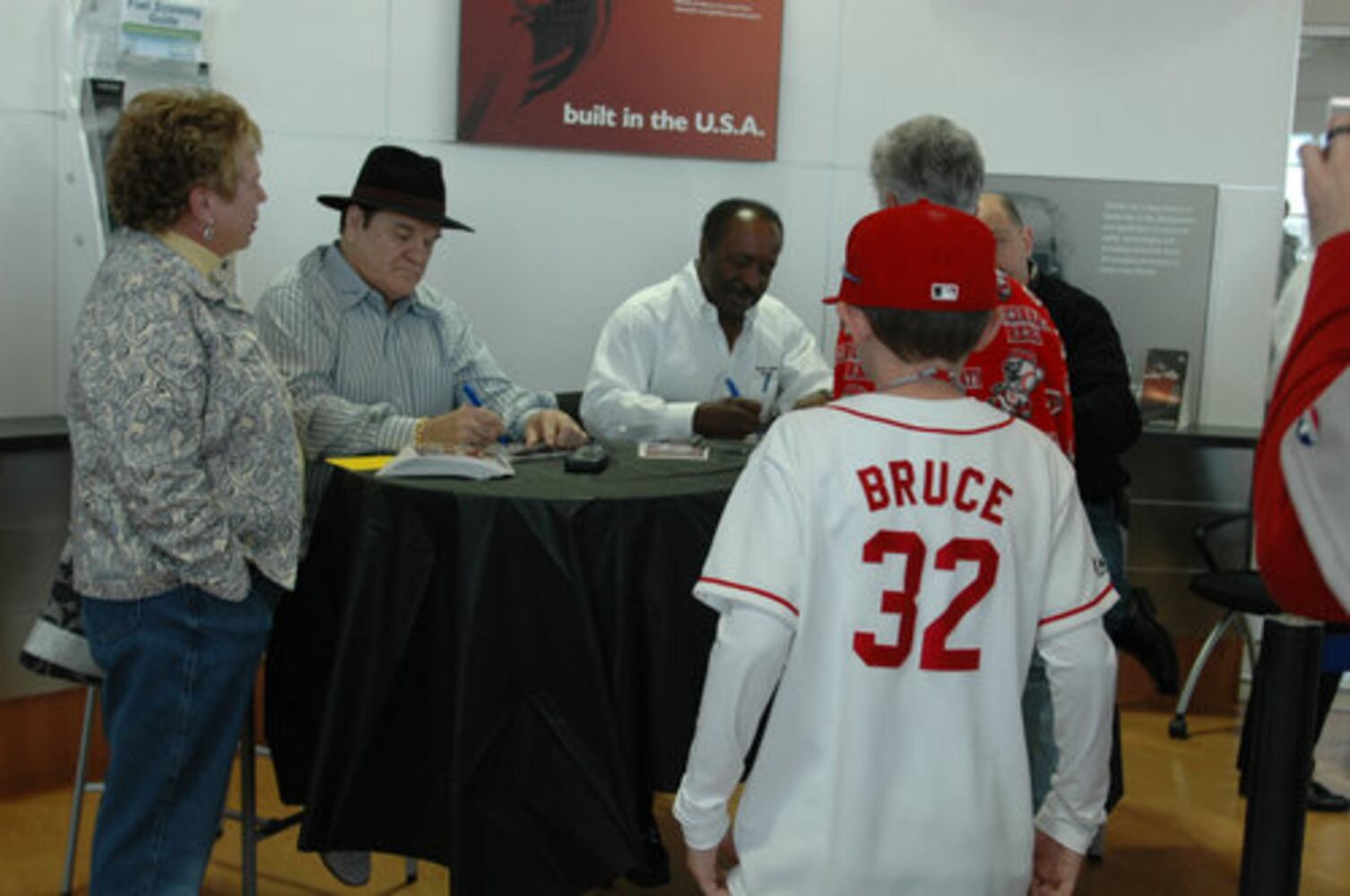 Rose/Morgan sign at Joe Morgan Honda
