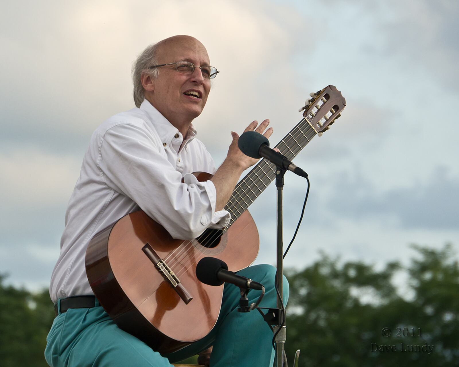 Guitarist Jim McCutcheon will be a featured guest at the upcoming Kettering Children’s Choir concert. CONTRIBUTED