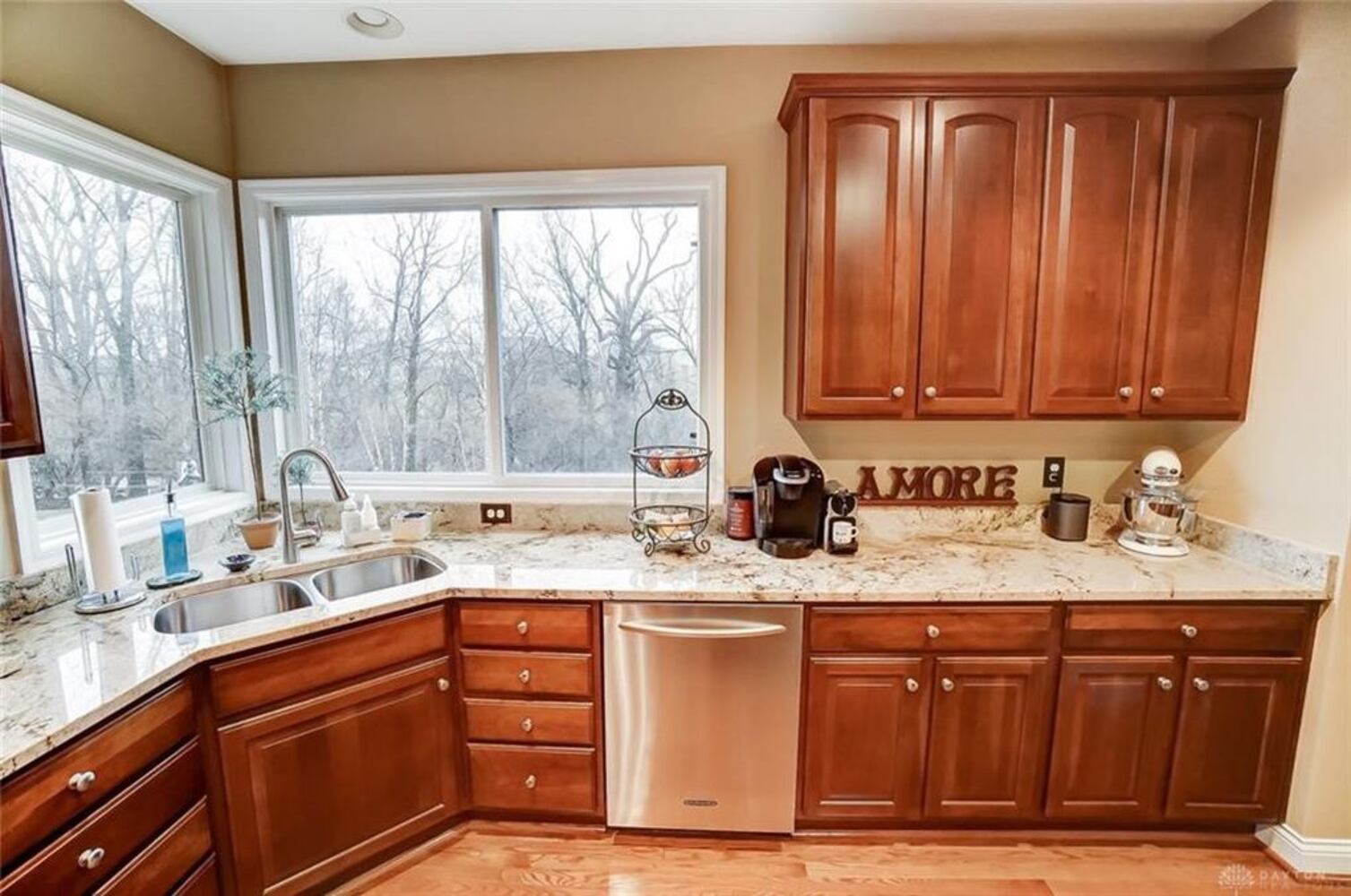 PHOTOS: Centerville luxury home listed on market