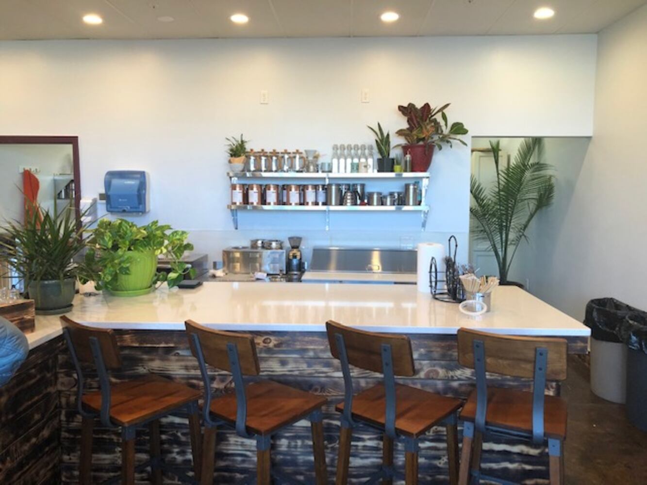 Husband-and-wife team opens new juice bar in Centerville