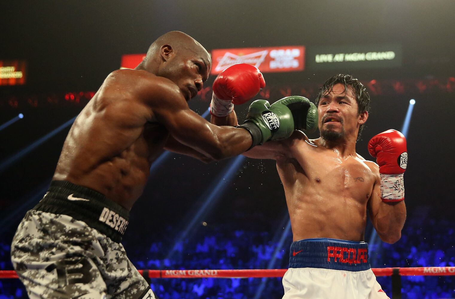 Fight for WBO welterweight title