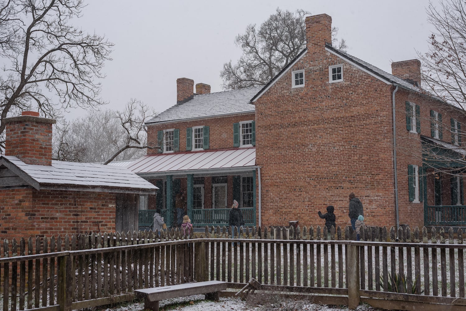 PHOTOS: 2025 Christmas on the Farm at Carriage Hill MetroPark