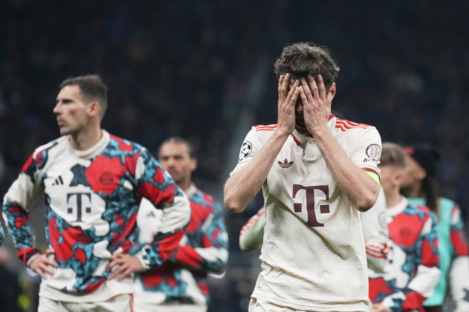 Bayern's Thomas Mueller reacts at the end of the Champions League quarterfinal second leg soccer match between Inter Milan and Bayern Munich at the San Siro stadium in Milan, Italy, Wednesday, April 16, 2025. (AP Photo/Antonio Calanni)