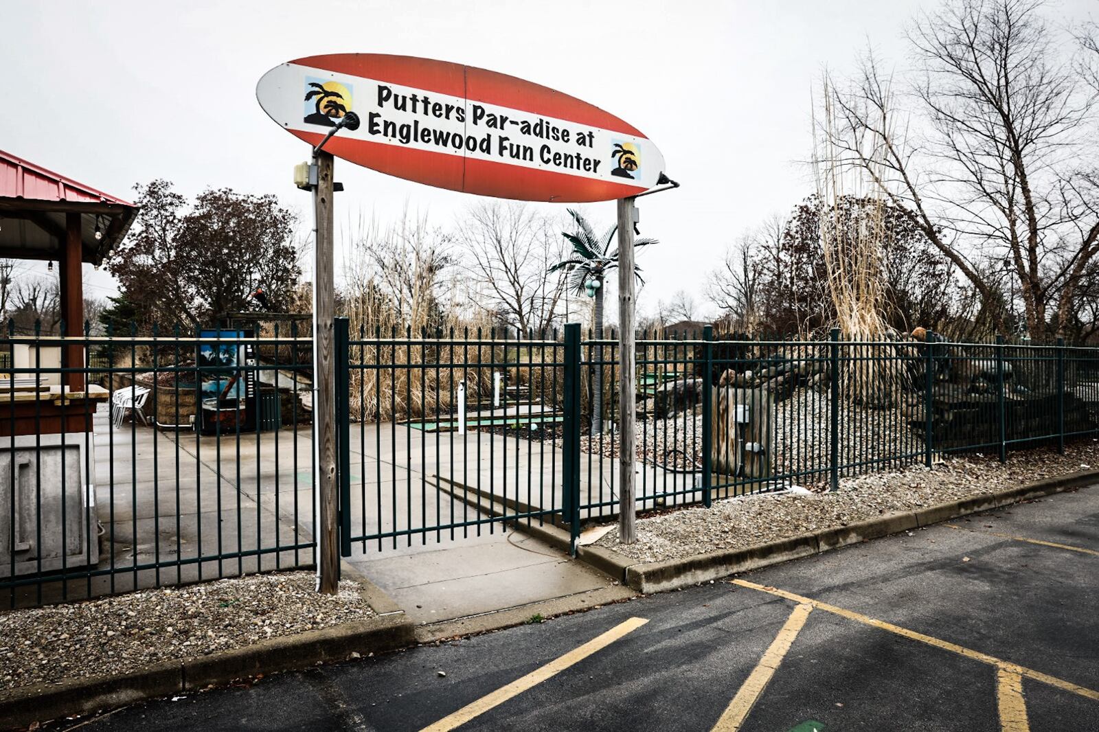 The Englewood Fun Center wants to build a go kart track around its mini-golf area. Some residents and city officials oppose the plan. JIM NOELKER/STAFF