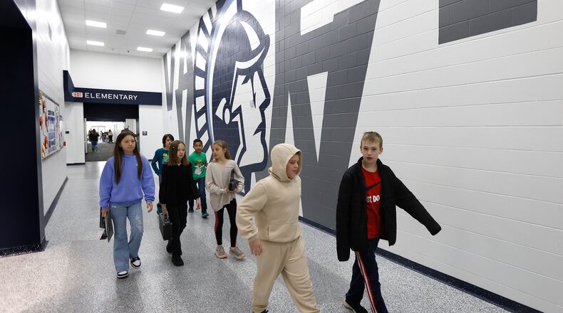 The new k-12 Valley View schools building. MARSHALL GORBY\STAFF