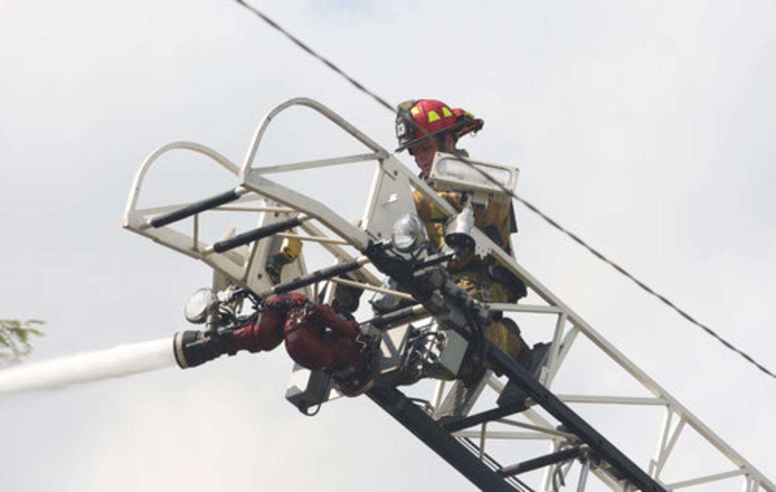 Firefighter injured at fire on Conover St.