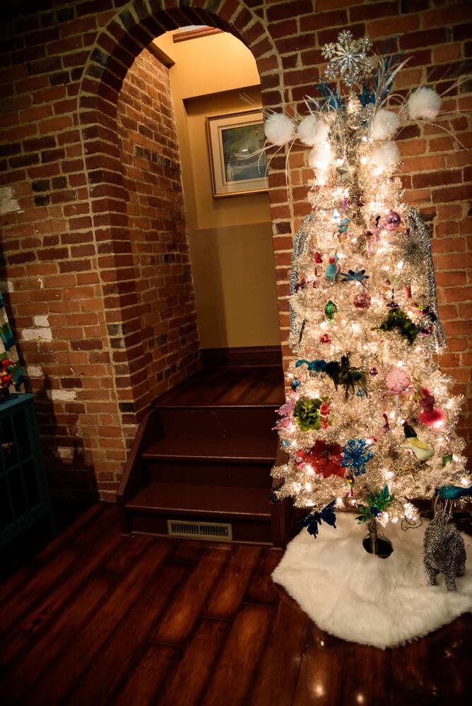 PHOTOS: Take a look inside stunning Oregon District homes decorated for its annual Candlelight Holiday Tour