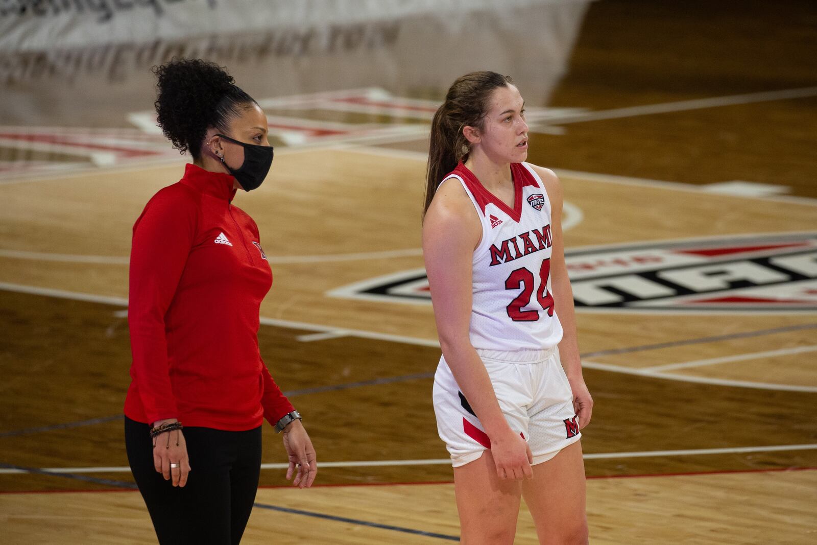 D1721 Womens Basketball vs E. Michigan