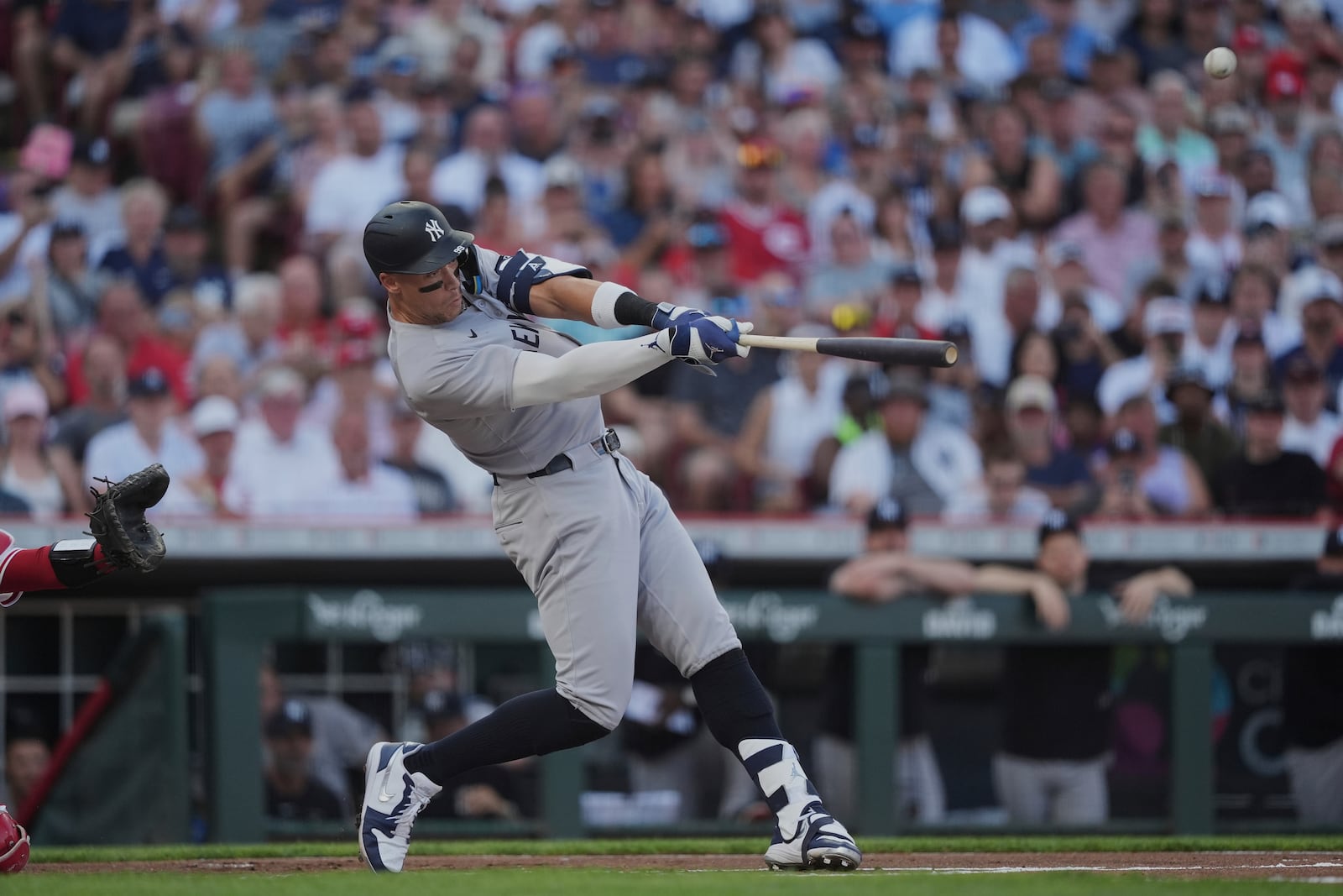 New York Yankees' Aaron Judge hits a solo home run during the first inning of a baseball game against the Cincinnati Reds, Monday, June 23, 2025, in Cincinnati. (AP Photo/Joshua A. Bickel)