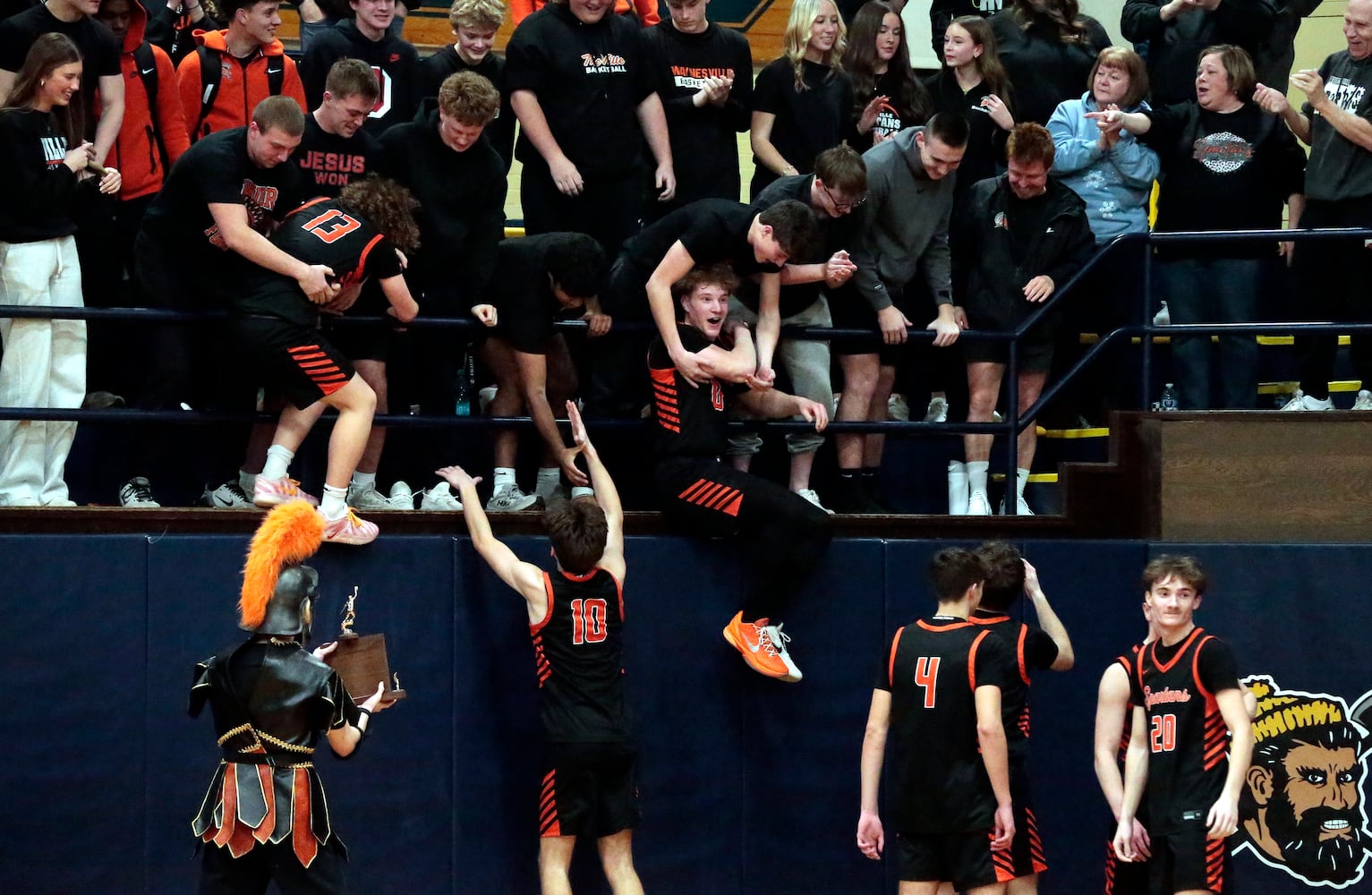 Waynesville Oakwood basketball