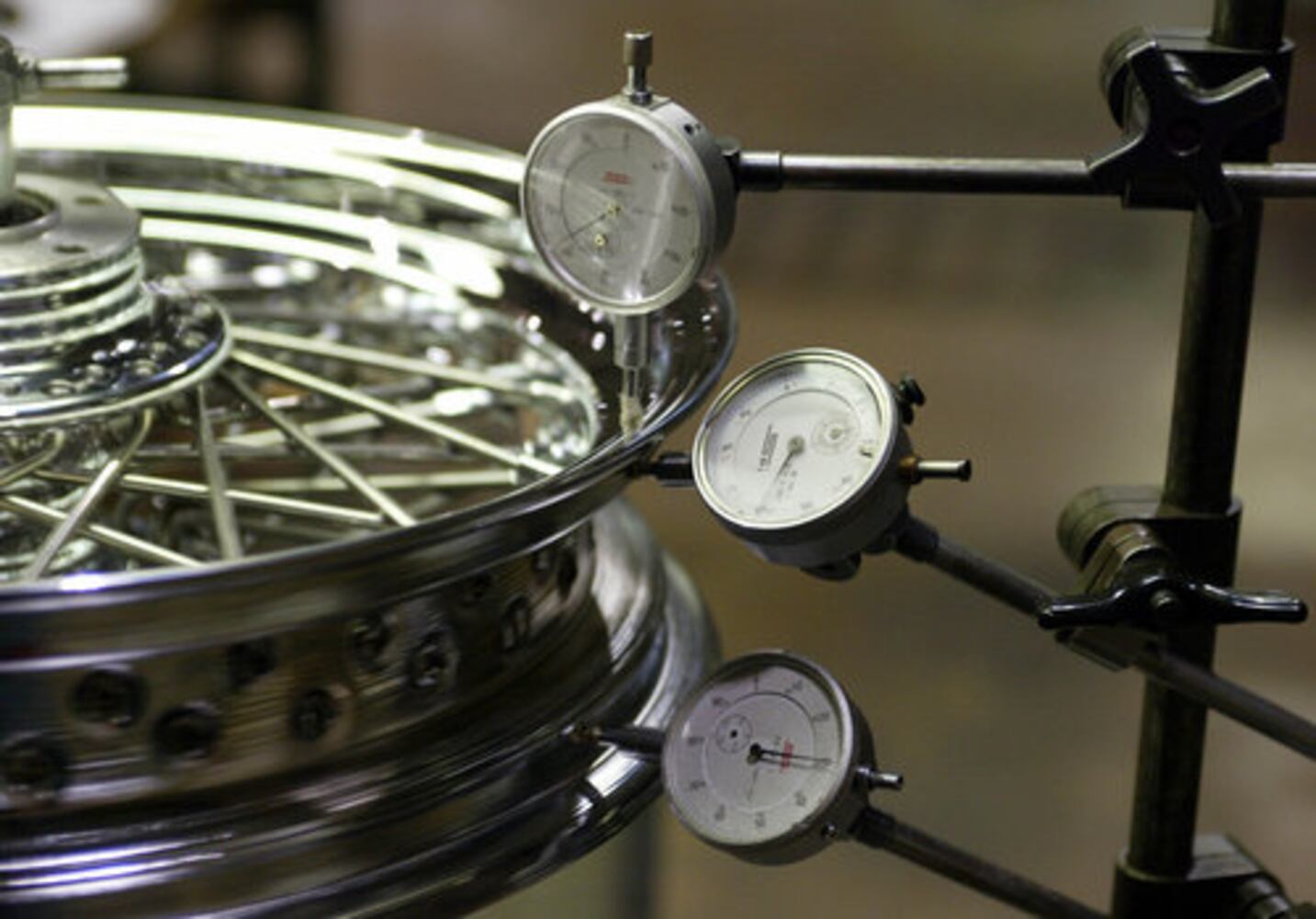 Dayton Wire Wheels makes mark with hot rodders
