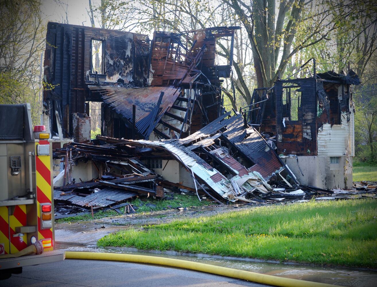 Fire destroys vacant house in Dayton