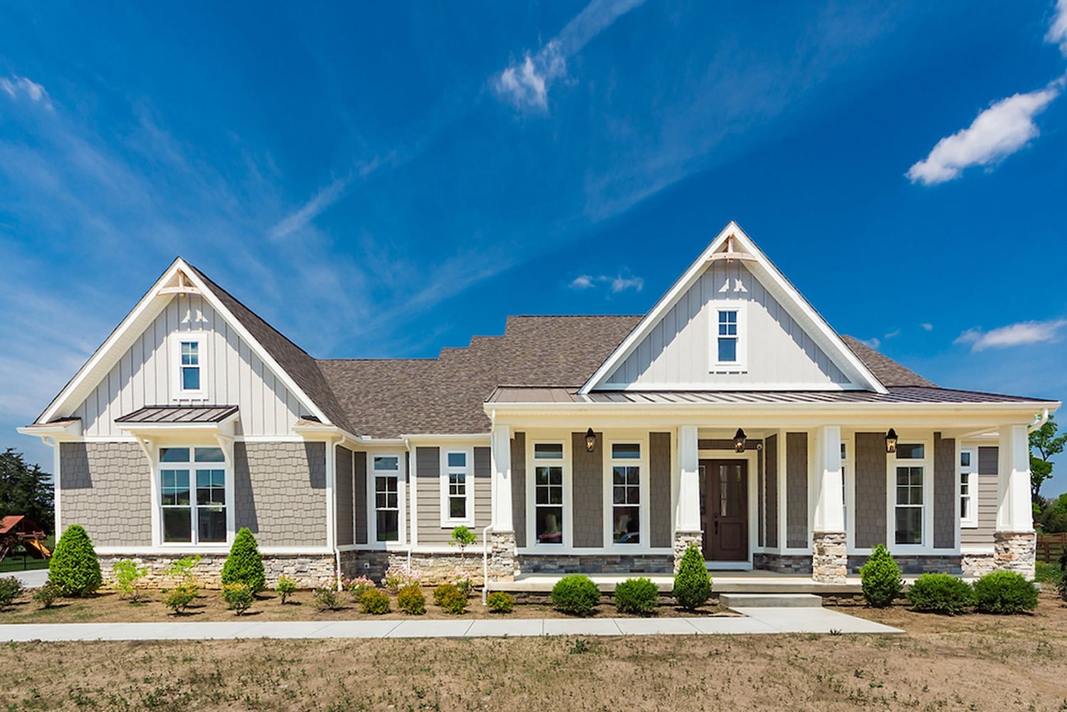 Home 21: Diyanni Homes