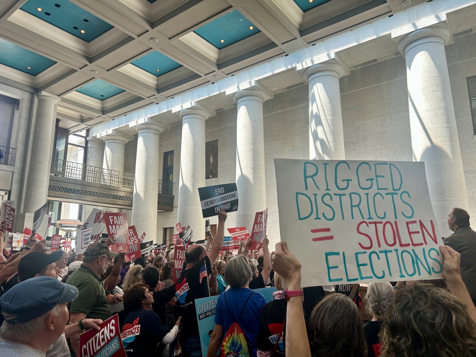 Over 400 people gathered in the Ohio Statehouse atrium on Monday to celebrate Citizens Not Politicians' official submission of over 731,000 signatures to the secretary of state's office supporting redistricting reform.
