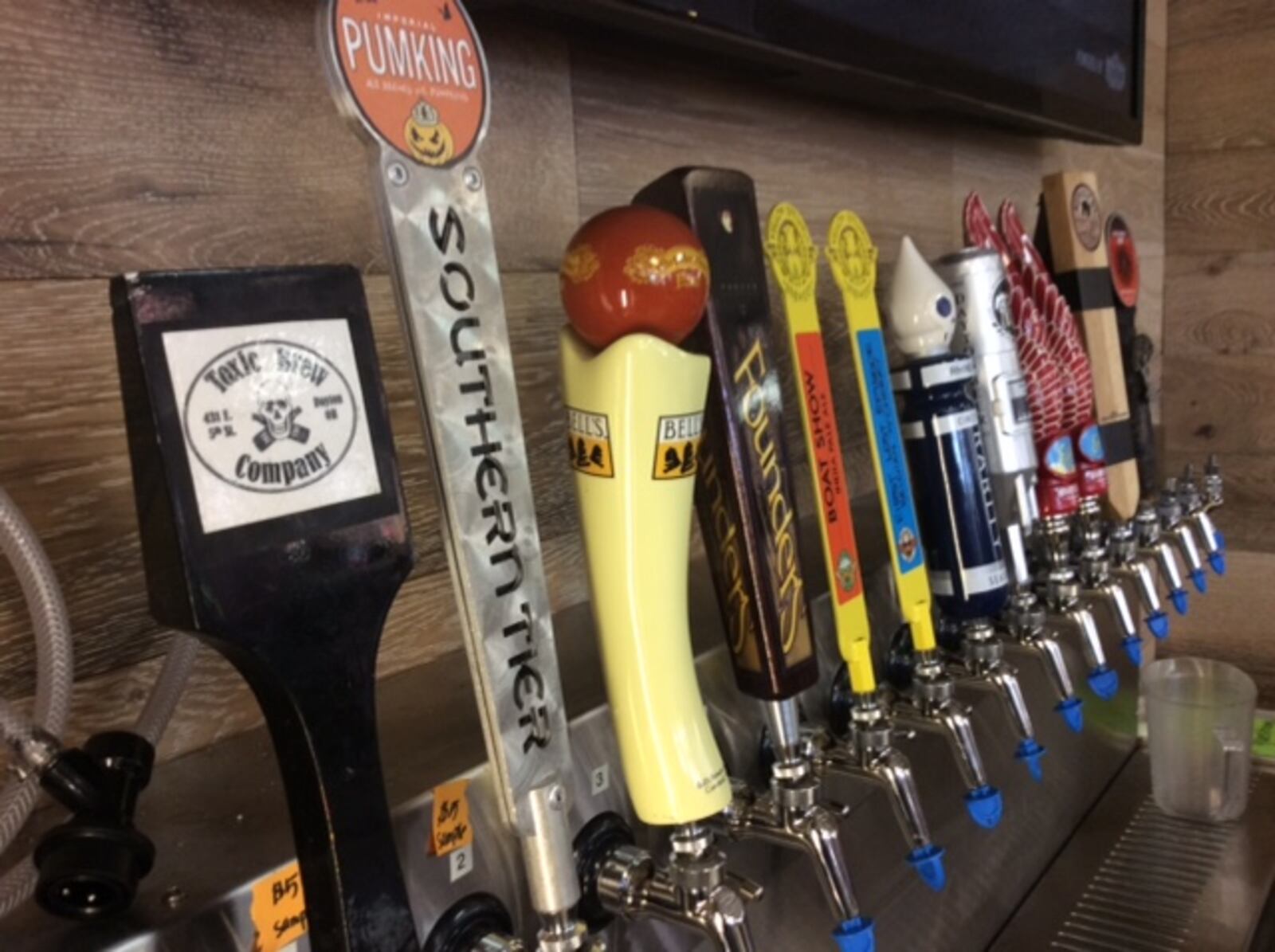 The Shell gas station and convenience store at Far Hills Avenue and Whipp Road now offers craft beer growler refills. MARK FISHER/STAFF