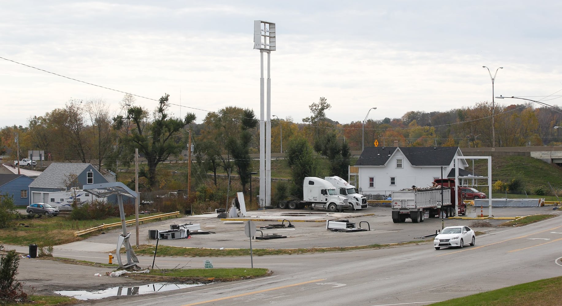 PHOTOS: Walking the path of the tornado — Old North Dayton, Northridge hit hard