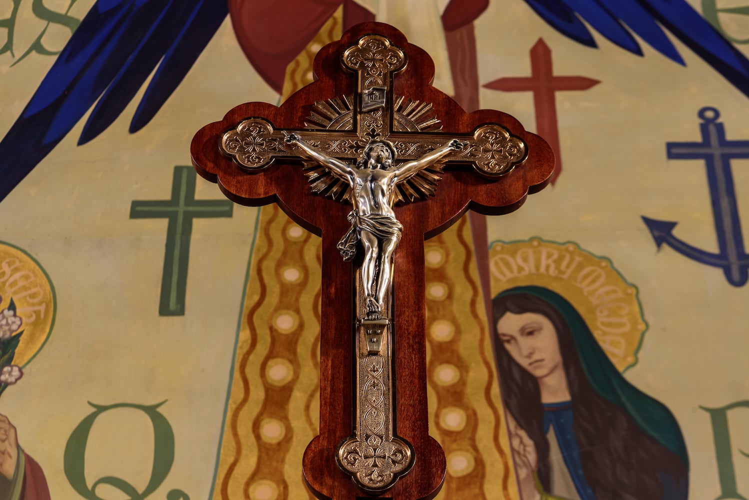 PHOTOS: A look inside St. Anthony of Padua Catholic Church decorated for Christmas