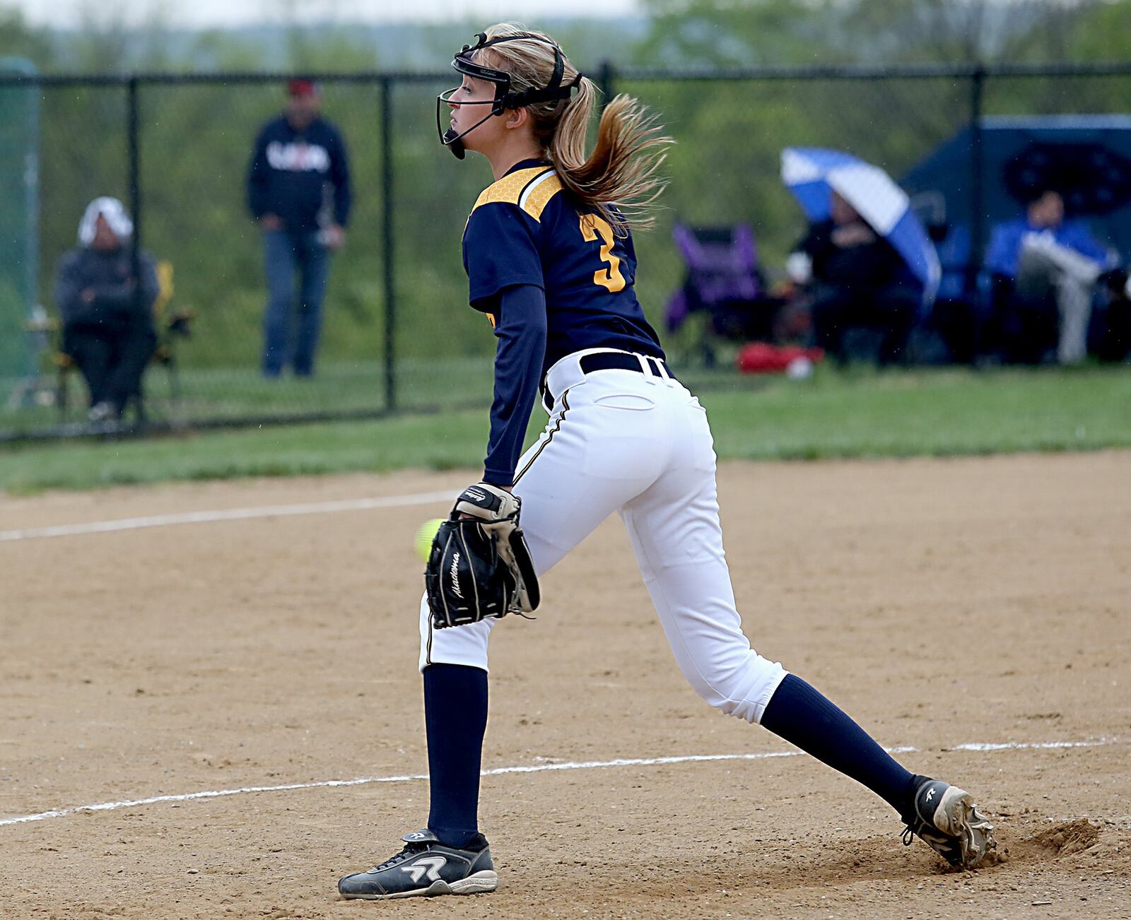 Monroe pitcher Hunter Salyers deals in the circle Wednesday during her three-hit victory over visiting Franklin. CONTRIBUTED PHOTO BY E.L. HUBBARD