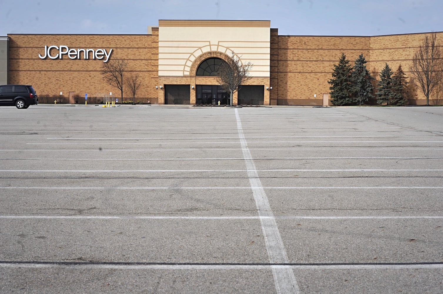 PHOTOS: First day of Ohio being under stay-at-home order