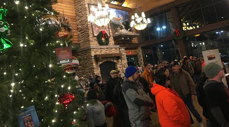 More than 1,200 waited in line at the Cabela’s in Centerville. KARA DRISCOLL/STAFF