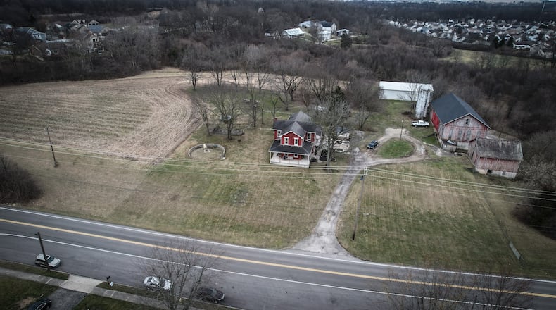 The city of Riverside has voted to rezone 18 acres on Union Schoolhouse Road that includes a 19th century farmhouse. A developer wants to build a 90-unit apartment complex. JIM NOELKER/STAFF