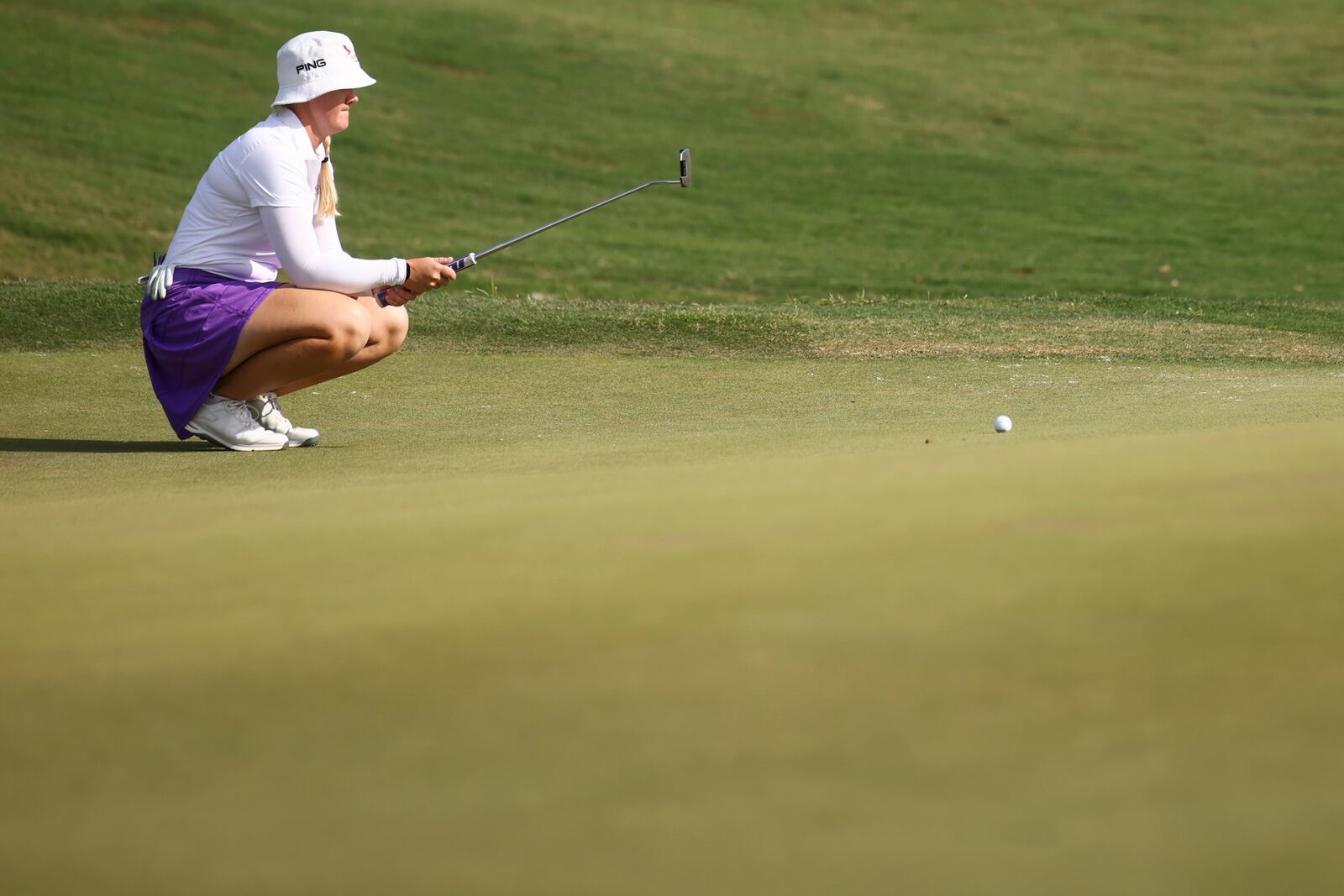 Ingrid Lindblad lines up her putt on the fifteenth green during the final round of the LPGA's JM Eagle LA Championship golf tournament at El Caballero Country Club Sunday, April 20, 2025, in Los Angeles. (AP Photo/Jessie Alcheh)