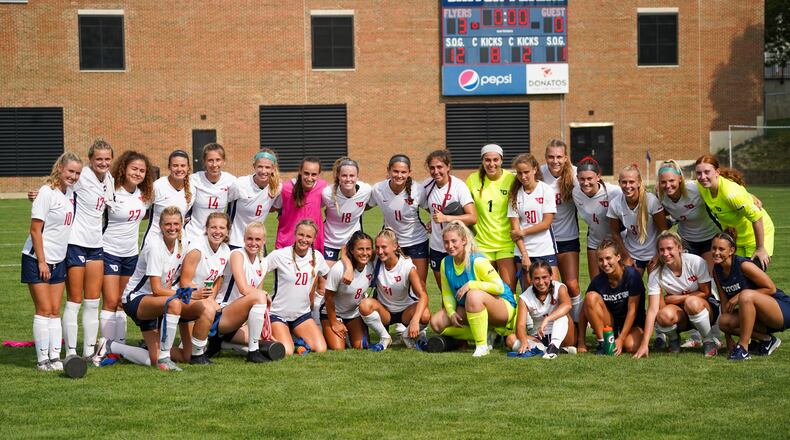 The Dayton women's soccer team poses for a photo in 2021. Photo by Brad Puckett