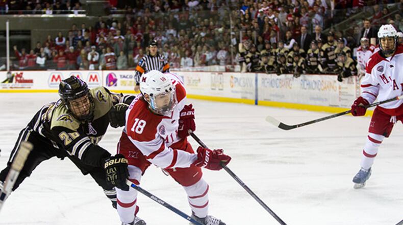 D8217 Hockey vs. WMU Game 1