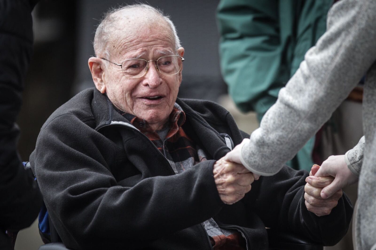 WW II Veteran Ralph Boss was visited by his family from Wisconsin. STAFF/ Jim Noelker