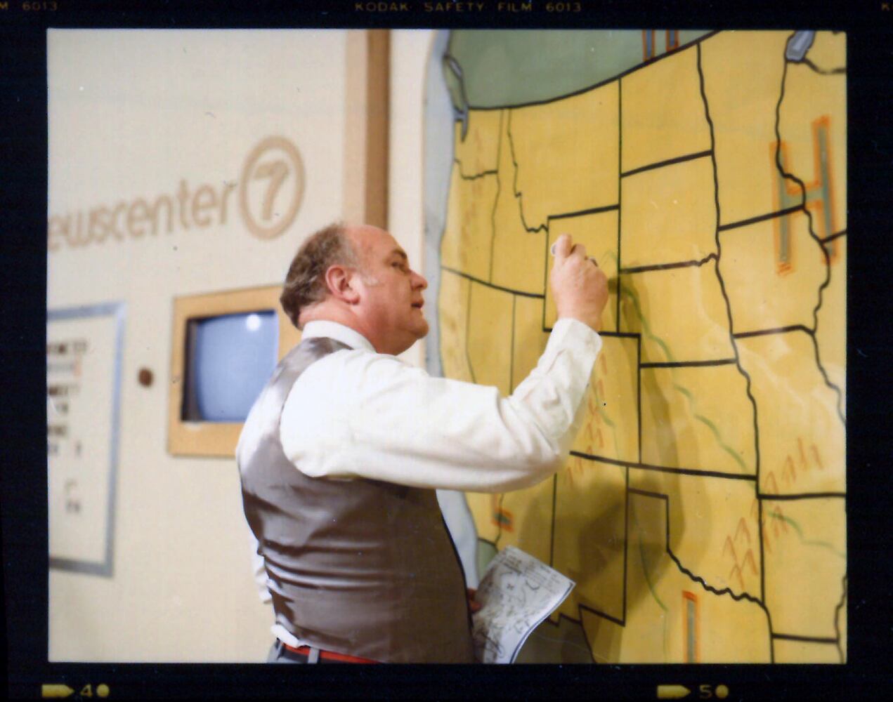 Gordon Jump plays weatherman in the WHIO studio