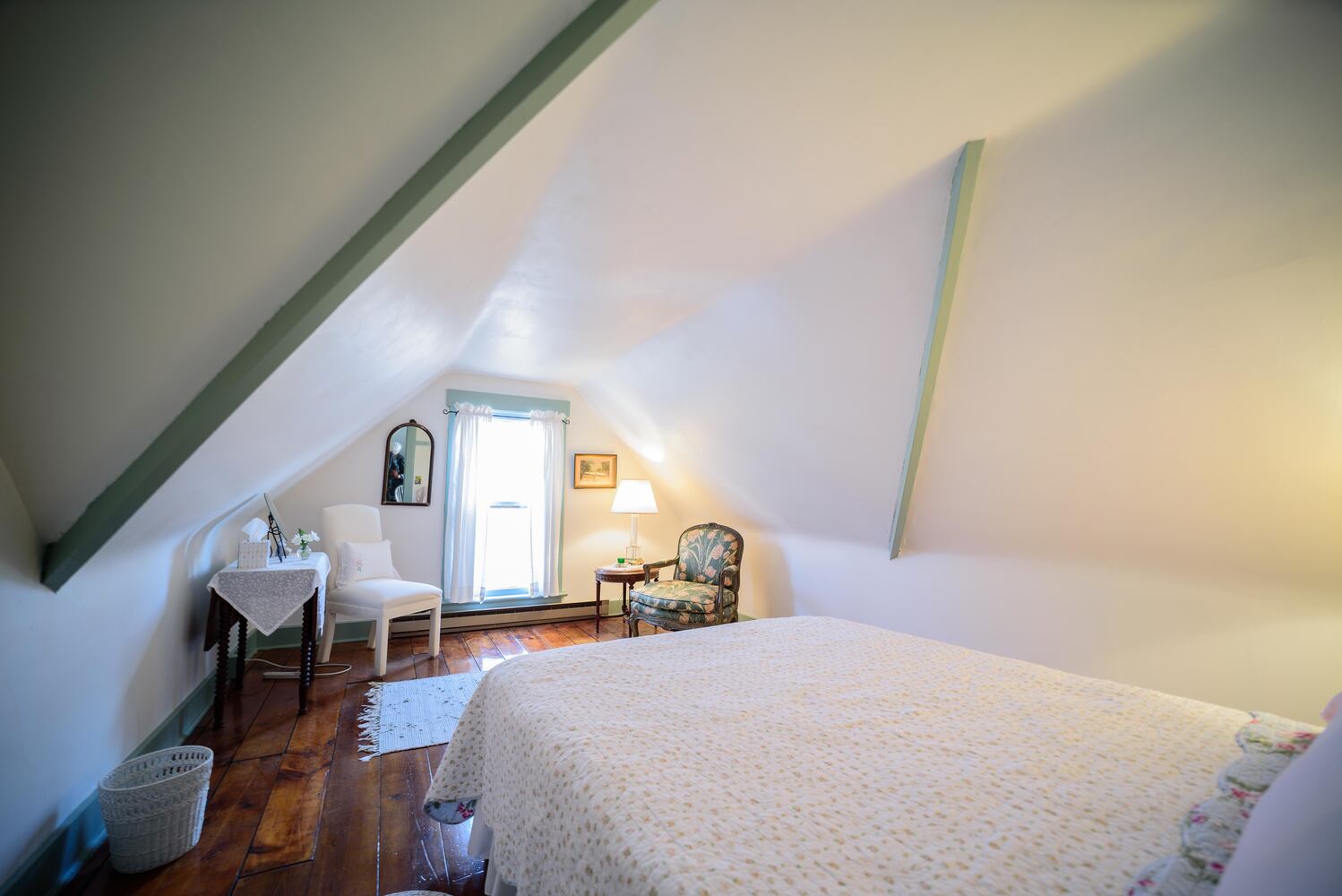 PHOTOS: The Oregon Historic District’s Virtual Grand Holiday Tour of Homes
