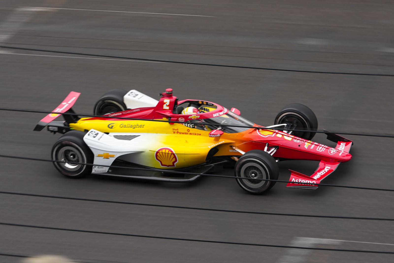 Josef Newgarden drives during of the Indianapolis 500 auto race at Indianapolis Motor Speedway in Indianapolis, Sunday, May 25, 2025. (AP Photo/AJ Mast)