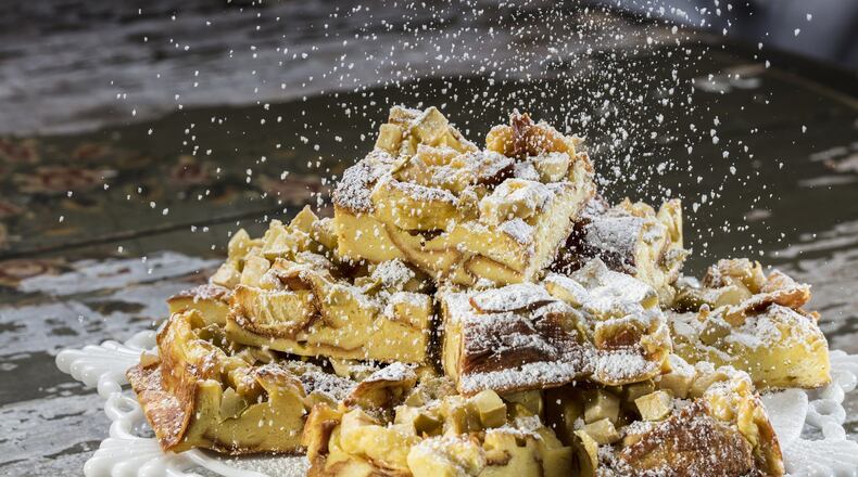 Eggs in shell photographed in Chicago Tribune studio on Tuesday, Nov. 14, 2017. Styled by Mark Graham. (Zbigniew Bzdak/Chicago Tribune/TNS)