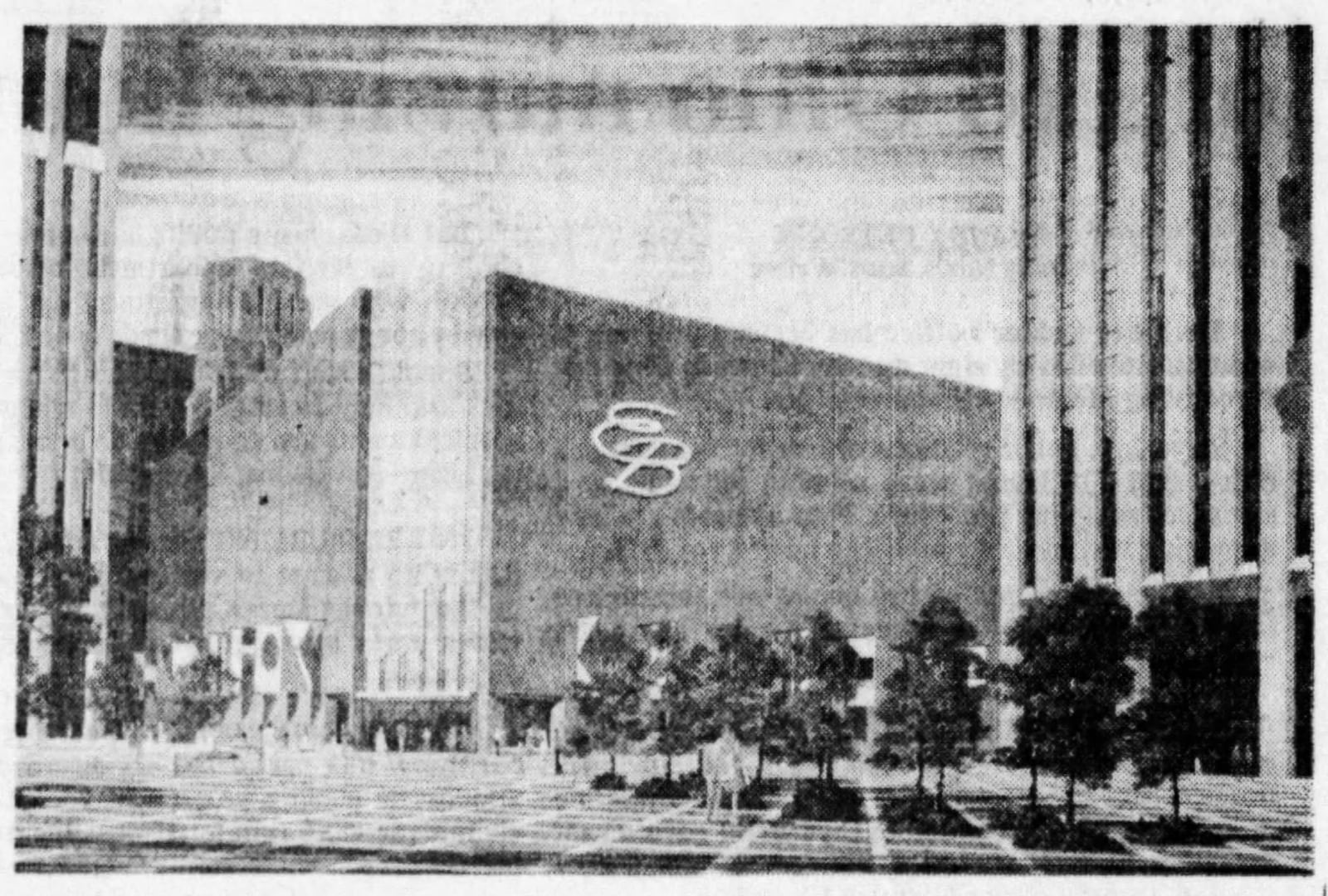 The new Elder-Beerman department store building in downtown Dayton in 1976. DAYTON DAILY NEWS ARCHIVES