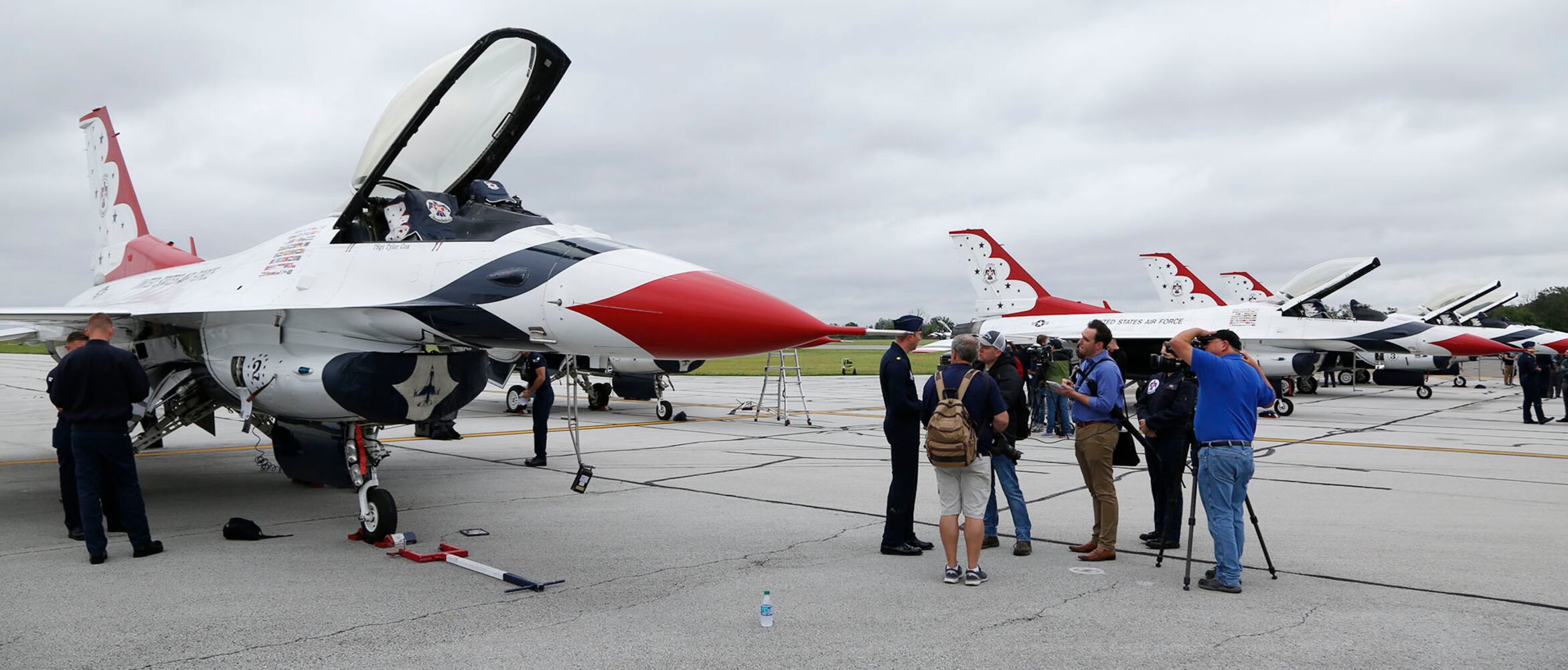 PHOTOS: Thunderbirds land in Dayton | ‘It’s definitely an exciting show for us’