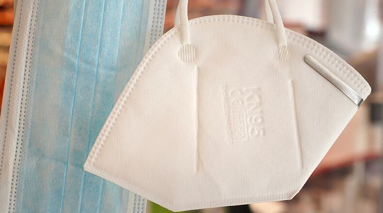 File photo of a N95 mask. The mask pictured is not the brand cited in this article. (Sean Gallup/Getty Images)