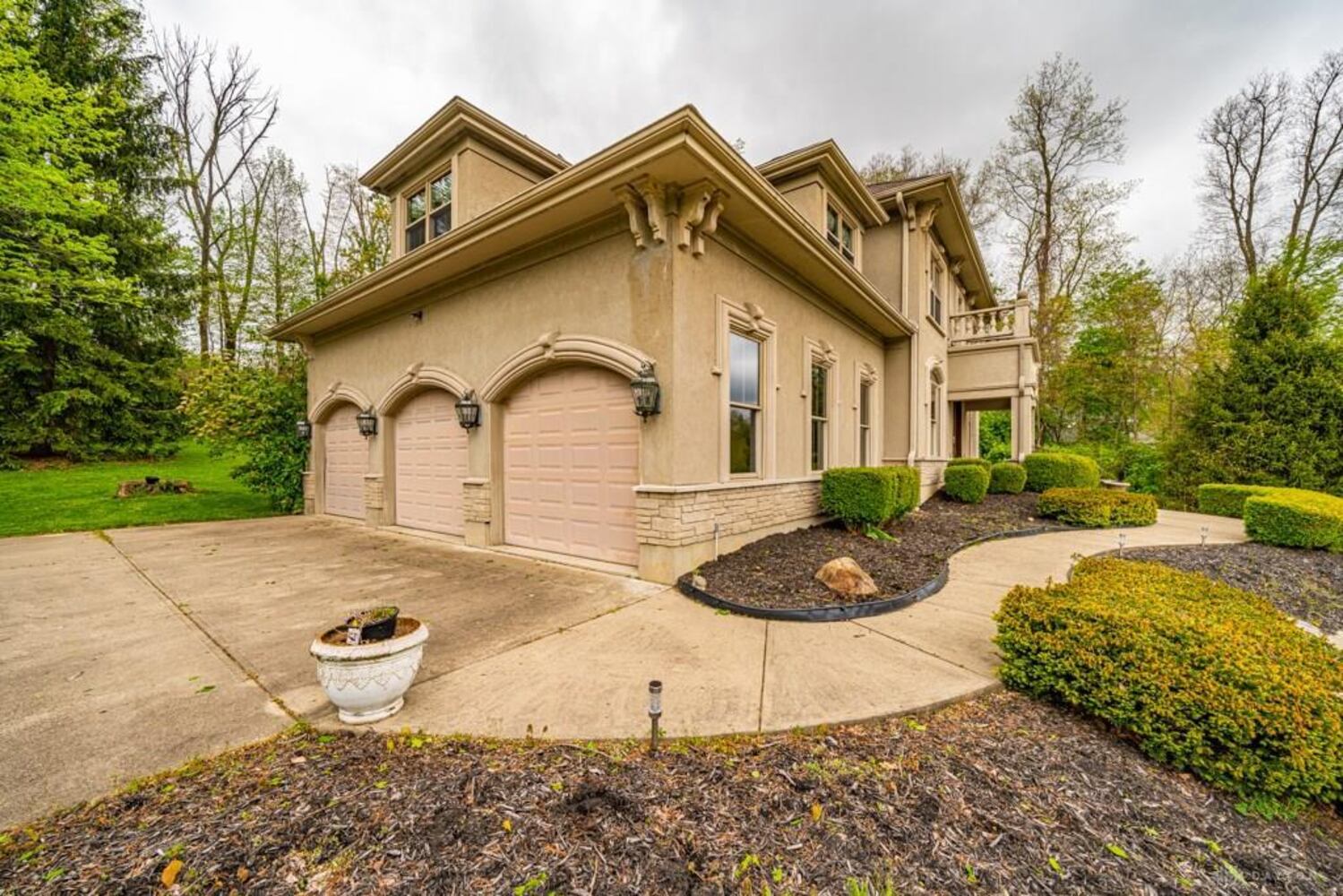 PHOTOS: Luxury Sugarcreek Twp. home on the market