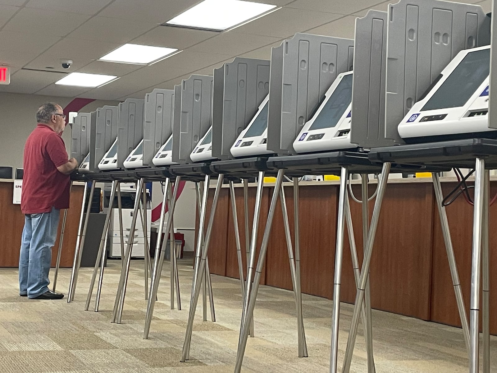 A voter casts his ballot Thursday morning at the Montgomery County Board of Elections office, which has reported low turnout this primary season.
