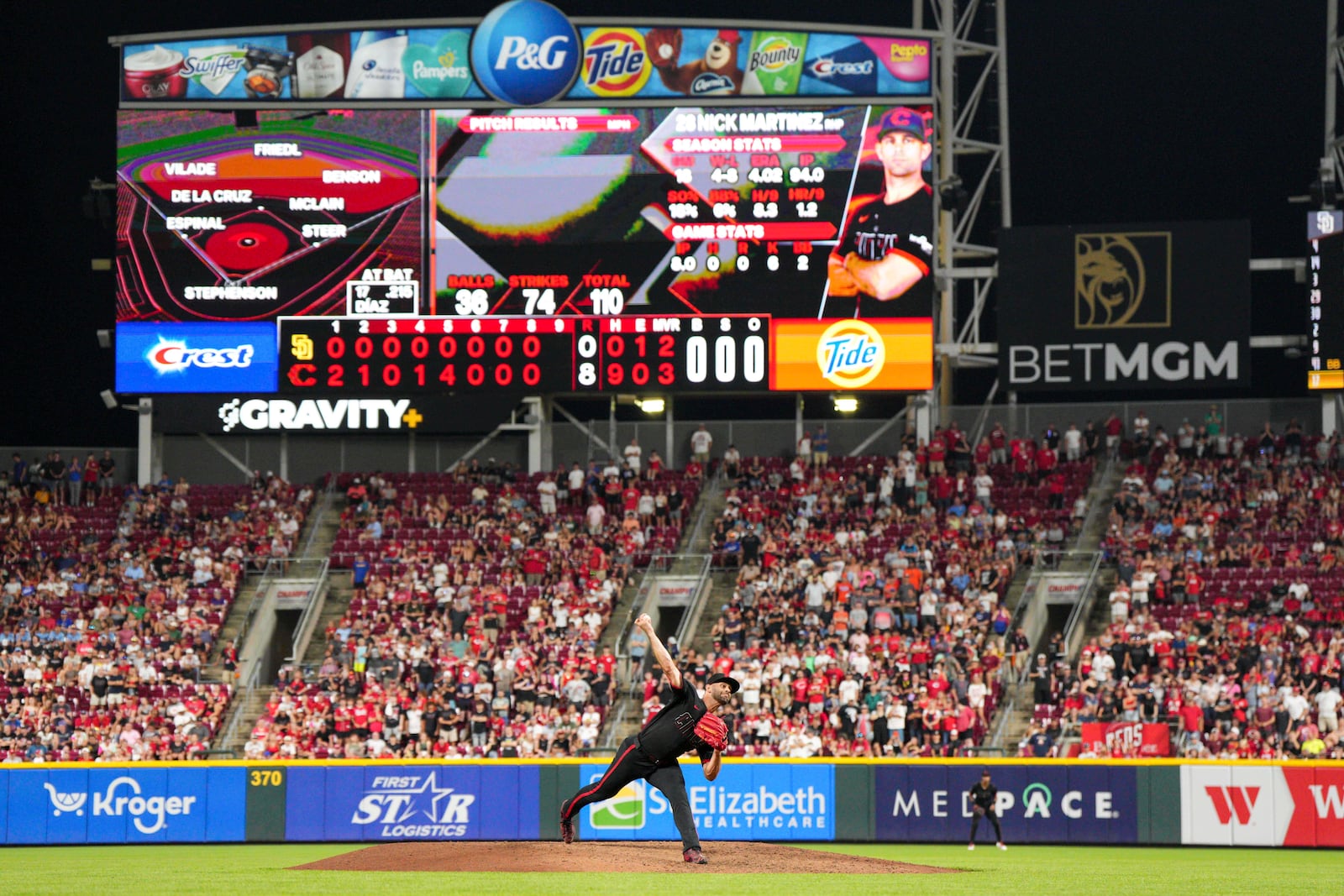 Cincinnati Reds pitcher Nick Martinez throws during the ninth inning of a baseball game against the San Diego Padres, Friday, June 27, 2025, in Cincinnati. (AP Photo/Jeff Dean)