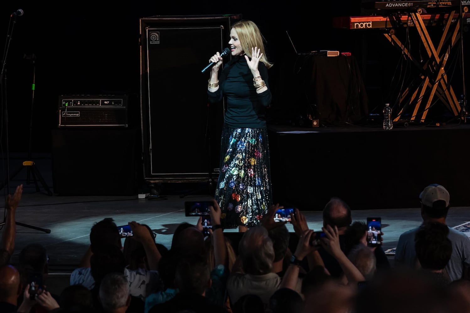 PHOTOS: Belinda Carlisle & M. Ross Perkins Live at Rose Music Center