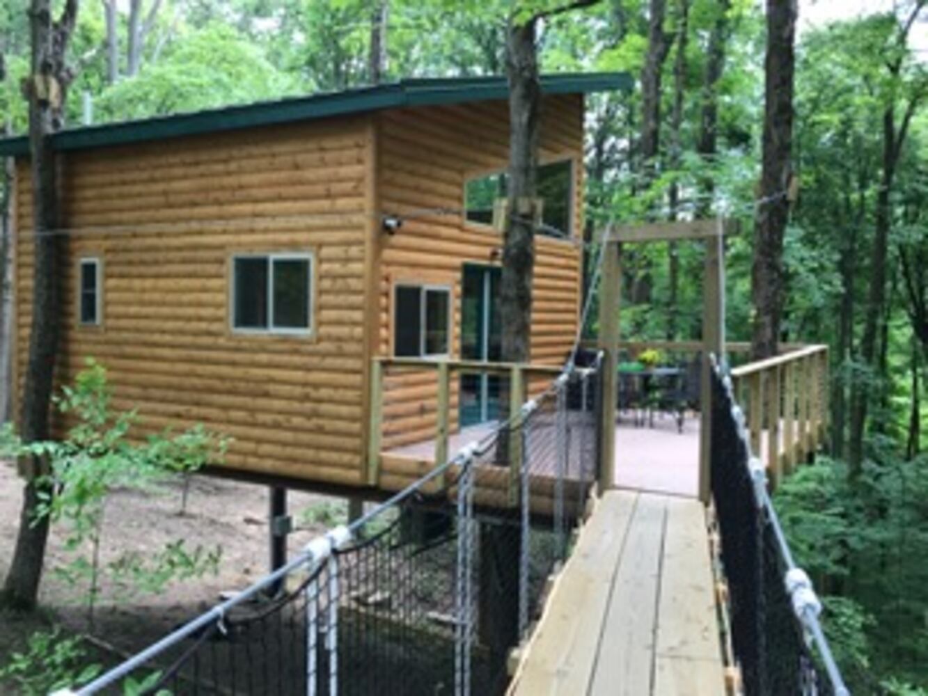 Treehouse cabins elevate Hocking Hills escapes