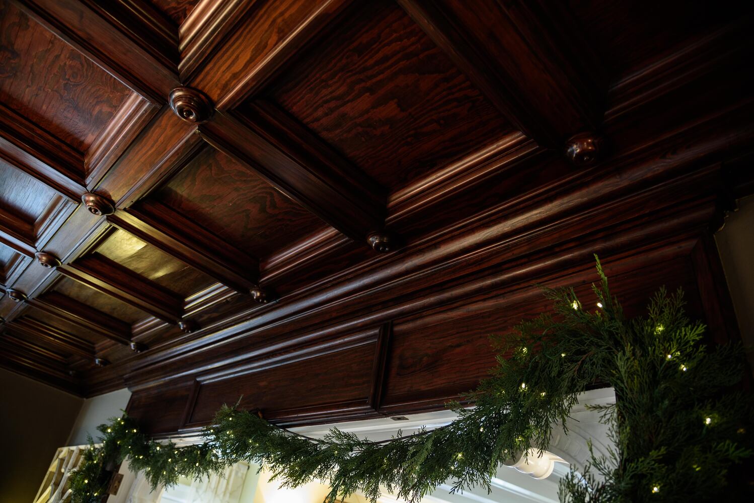 PHOTOS: Inside gorgeous Oakwood homes decorated for its very first  holiday home tour