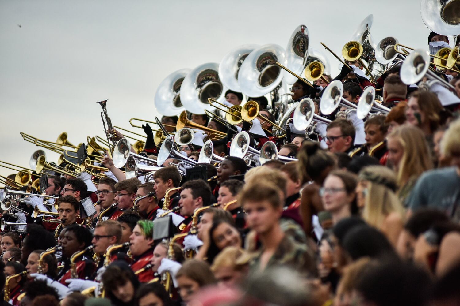 Fairfield beasts Centerville in season opener football