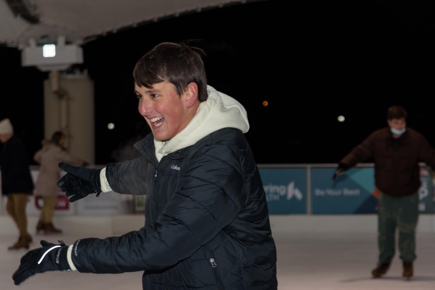 PHOTOS: Did we spot you ice skating during '90s Night at RiverScape MetroPark?